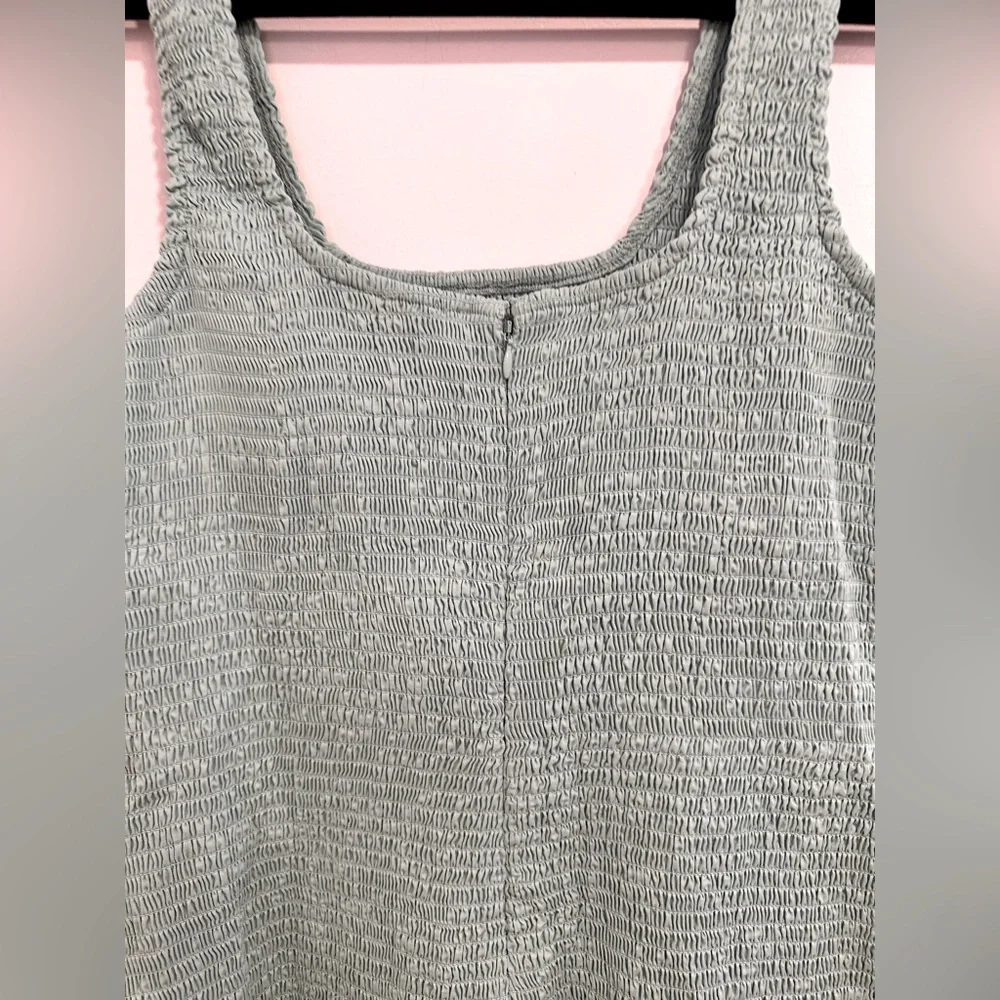 β¨ NWT Hutch Green Smocked Drop-Waist Midi Dress β¨ - Picture 6 of 11